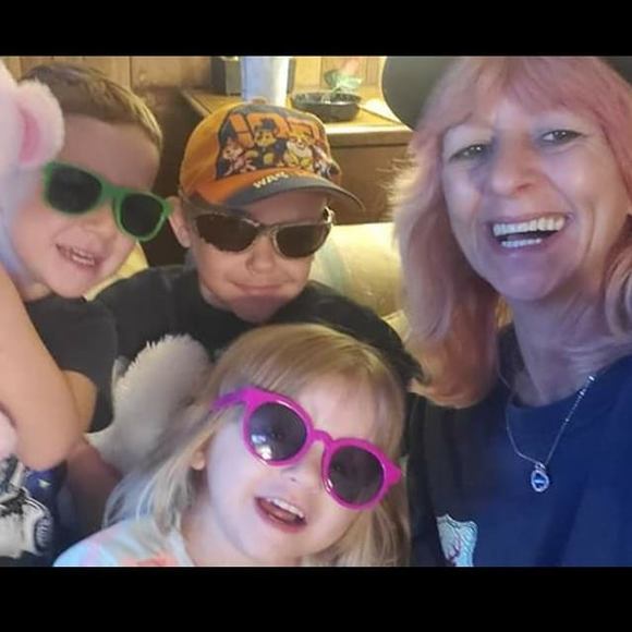 Meet your Posher, Ronda - Picture 1 of 1